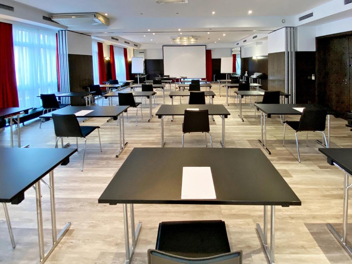 Dormero Hotel Duesseldorf แอร์คราท ภายนอก รูปภาพ